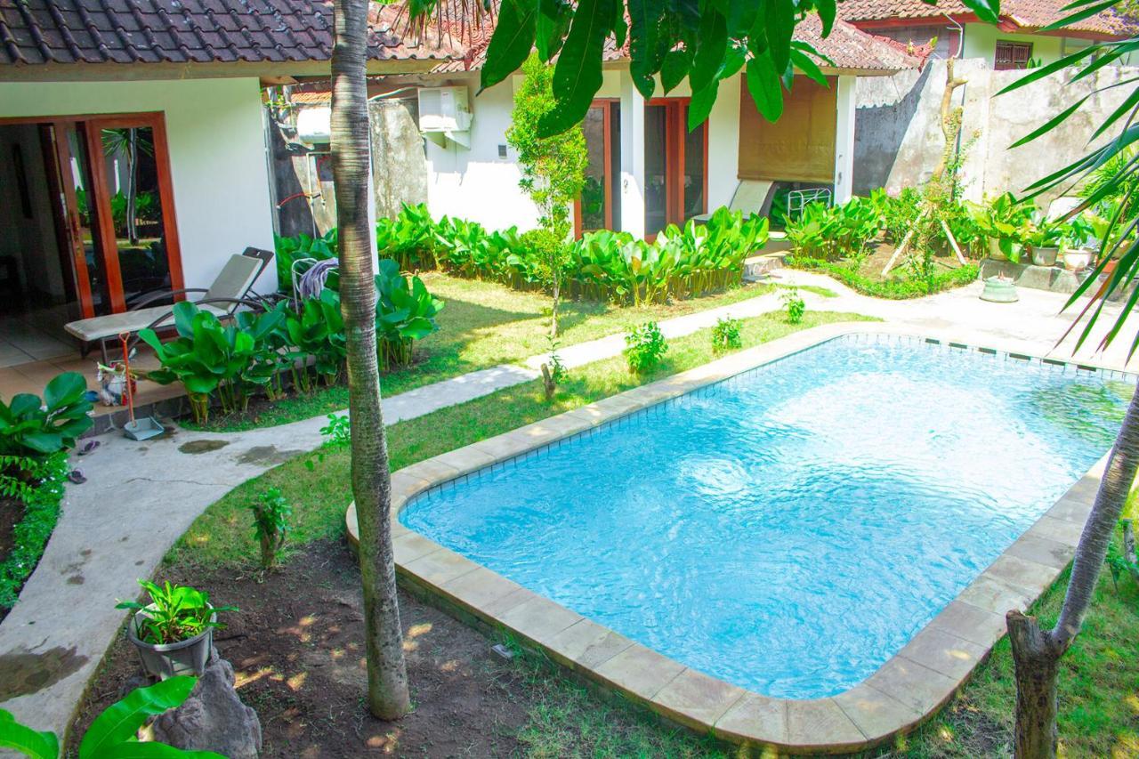 Ocean Sun Homestay Tulamben Exterior foto