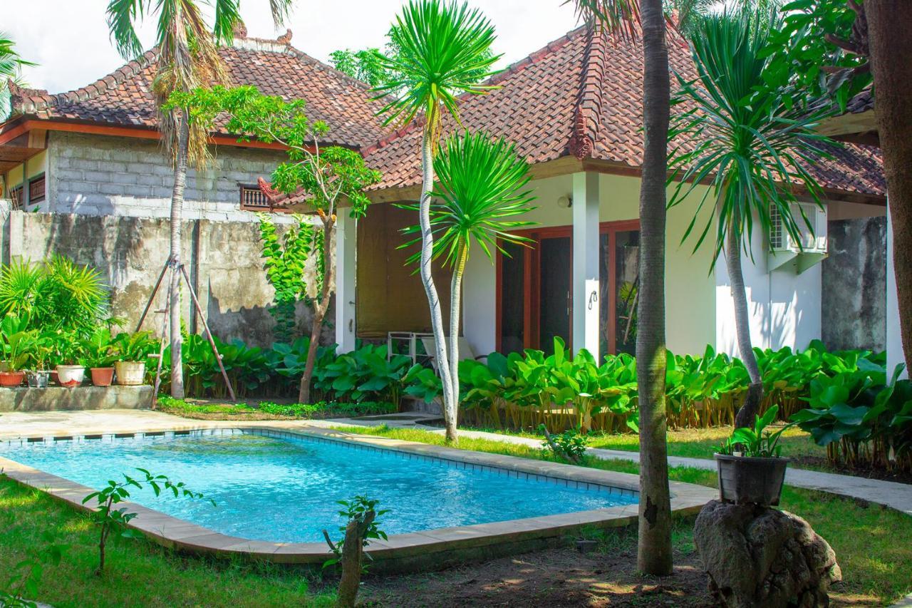 Ocean Sun Homestay Tulamben Exterior foto
