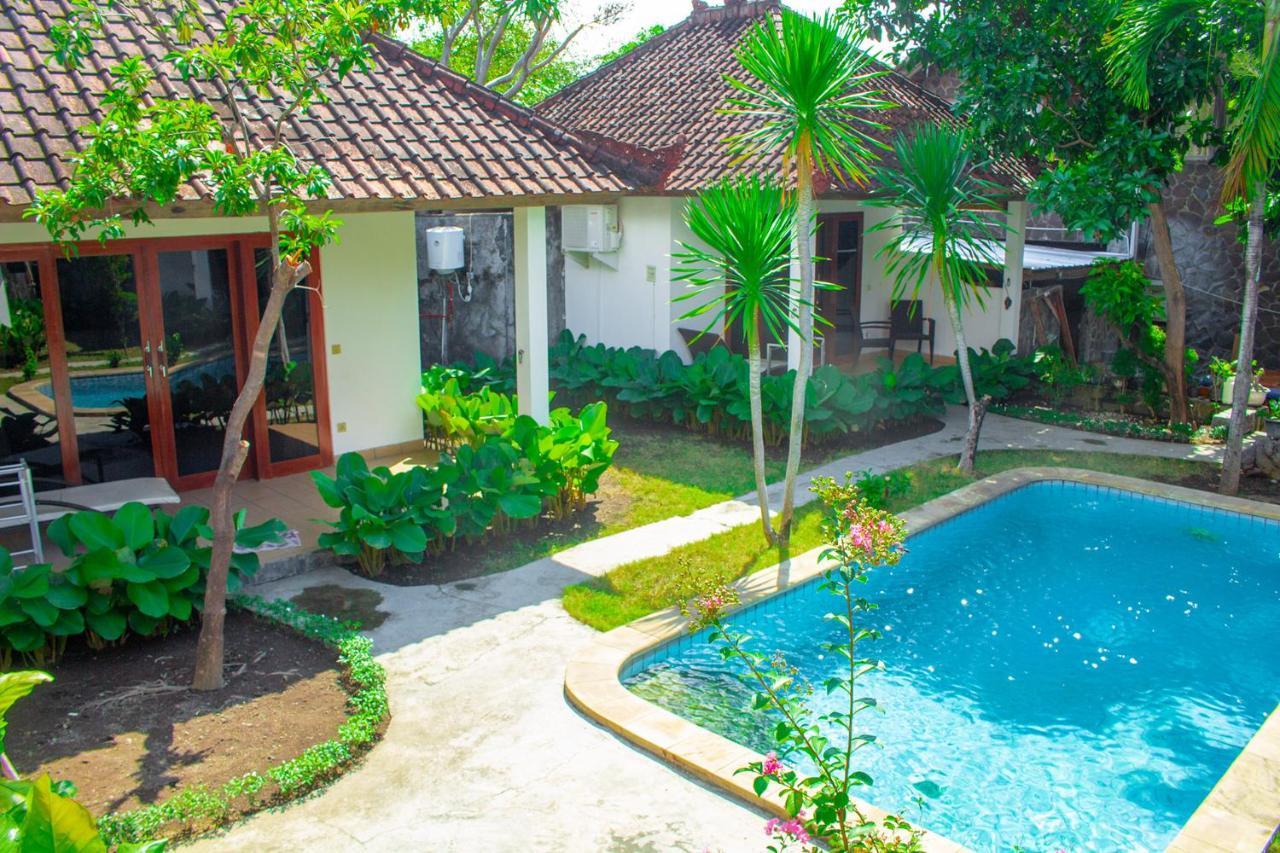 Ocean Sun Homestay Tulamben Exterior foto